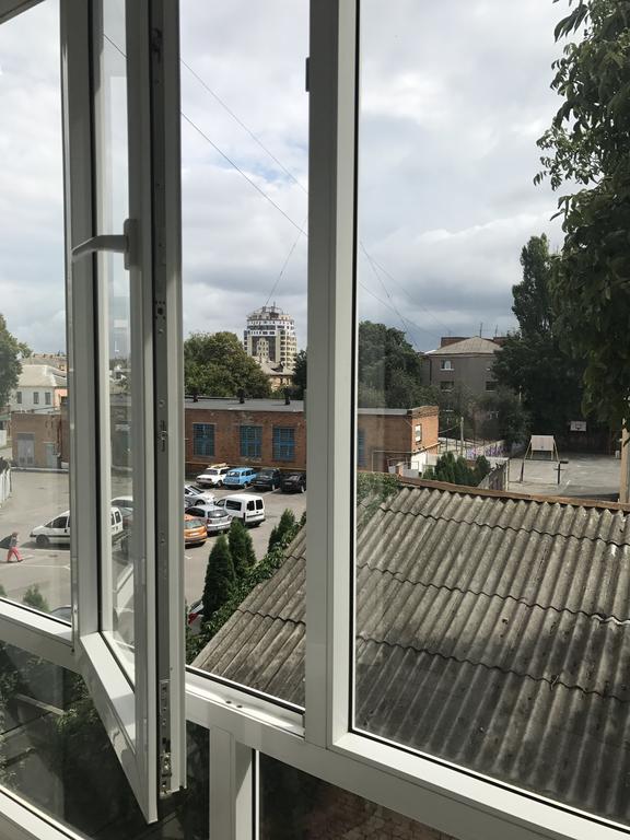 Неймовірно Затишна Студія У Центрі Міста Біля Лікарні Імені Пирогова Vinnytsia Exterior foto